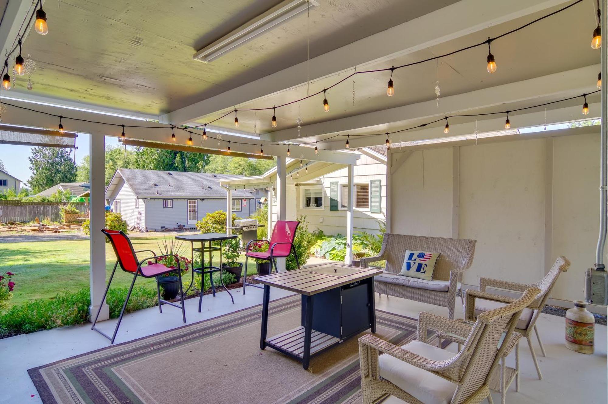 Charming Updated Retreat Walk To Lake Stevens! Εξωτερικό φωτογραφία